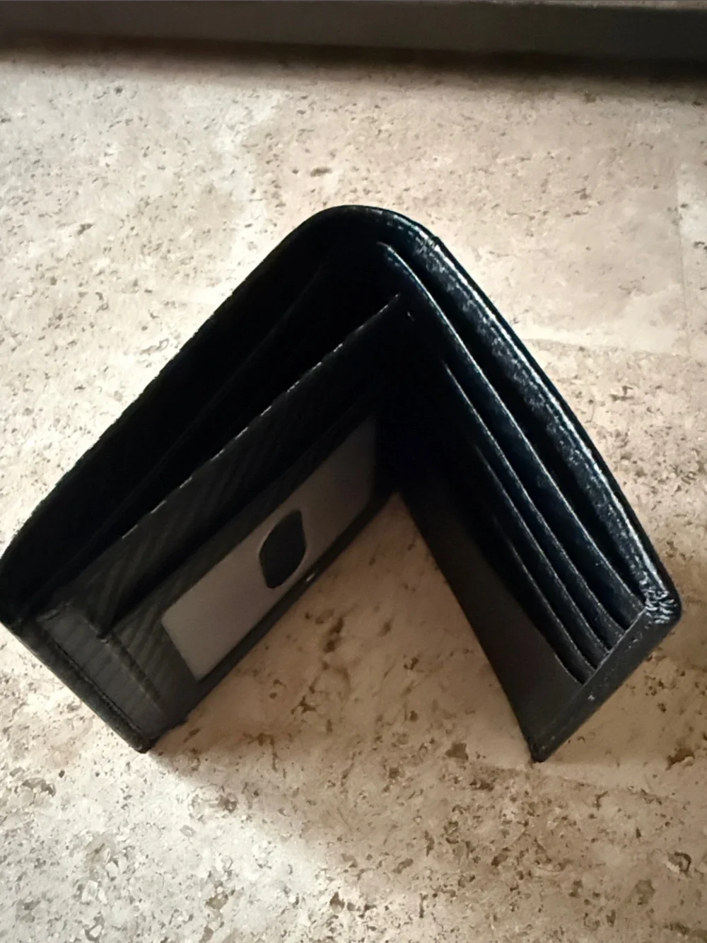 Men's Black Carbon-Texture Tri-Fold Wallet with Apple AirTag insert